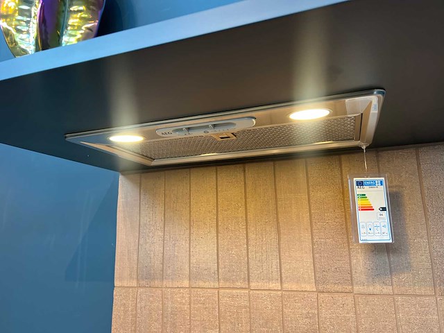 Schüller - showroomkeuken met aeg/juno apparatuur - afbeelding 7 van  20