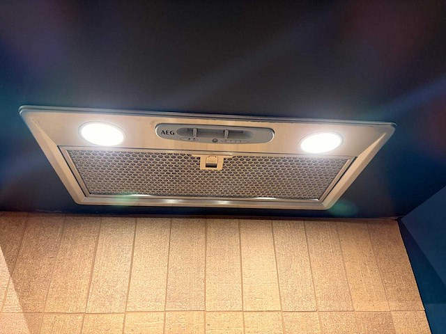 Schüller - showroomkeuken met aeg/juno apparatuur - afbeelding 14 van  16