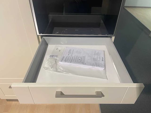 Schüller - showroomkeuken met apparatuur - afbeelding 18 van  28