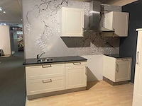 Schüller - showroomkeuken met apparatuur - afbeelding 12 van  28