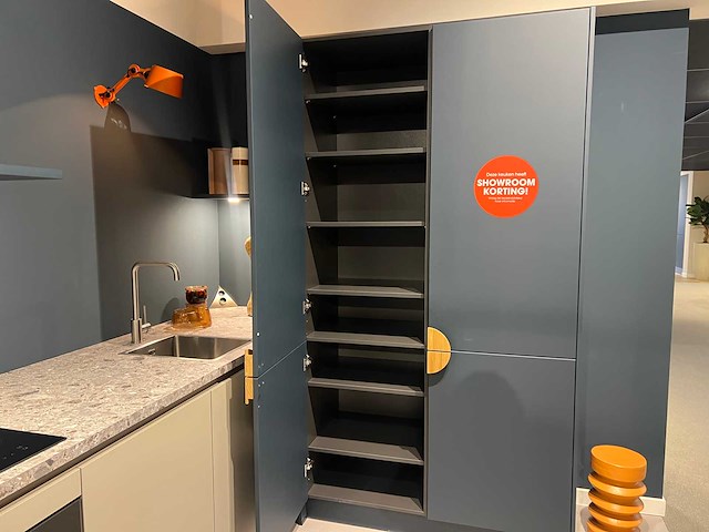 Schüller - showroomkeuken met apparatuur - afbeelding 16 van  20