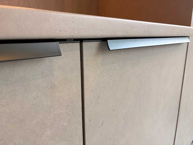 Schüller - showroomkeuken met apparatuur - afbeelding 6 van  11