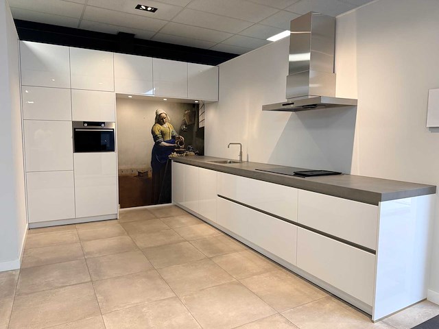 Schüller - showroomkeuken met atag apparatuur - afbeelding 1 van  23