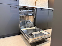 Schüller - showroomkeuken met atag/novy apparatuur - afbeelding 23 van  55