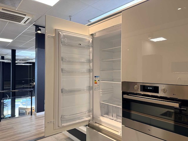 Schüller - showroomkeuken met etna apparatuur - afbeelding 19 van  44