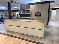 Schüller - showroomkeuken met etna apparatuur