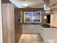 Schüller - showroomkeuken met miele apparatuur - afbeelding 23 van  37