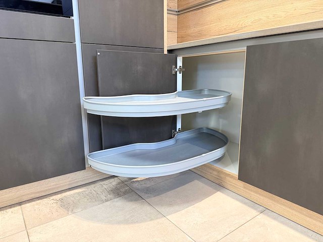 Schüller - showroomkeuken met novy/siemens apparatuur - afbeelding 11 van  41