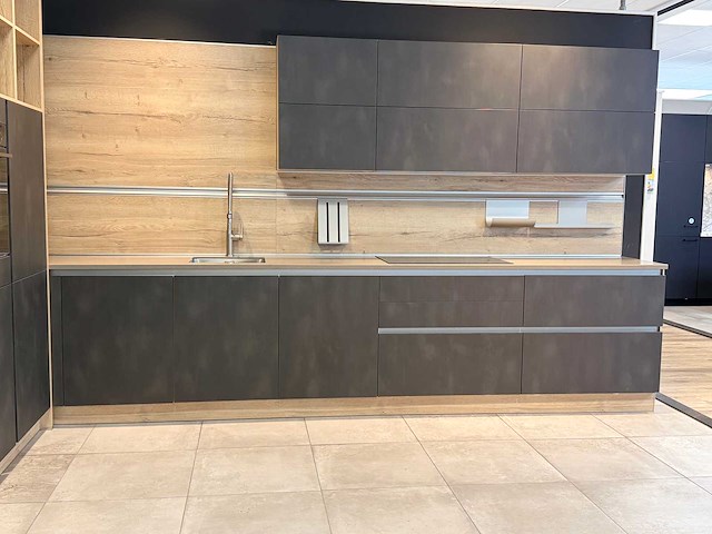 Schüller - showroomkeuken met novy/siemens apparatuur - afbeelding 20 van  41