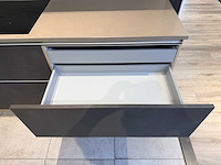 Schüller - showroomkeuken met novy/siemens apparatuur - afbeelding 32 van  41