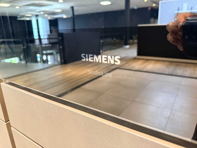 Schüller - showroomkeuken met novy/siemens apparatuur - afbeelding 7 van  30