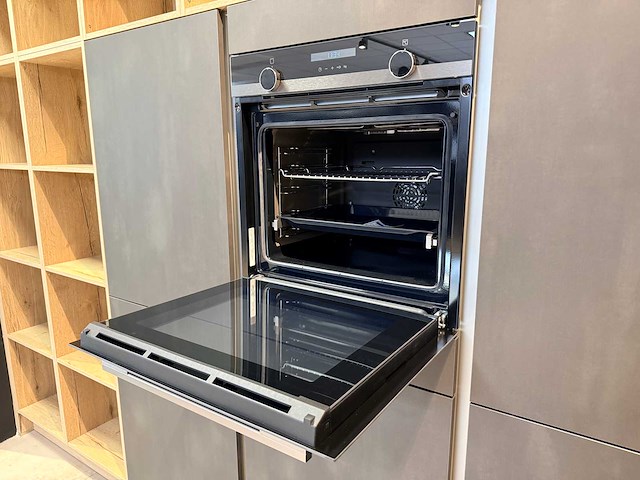 Schüller - showroomkeuken met novy/siemens apparatuur - afbeelding 6 van  48