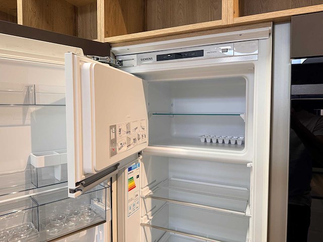Schüller - showroomkeuken met novy/siemens apparatuur - afbeelding 47 van  48
