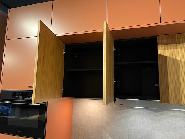 Schüller - showroomkeuken met pelgrim apparatuur - afbeelding 5 van  21