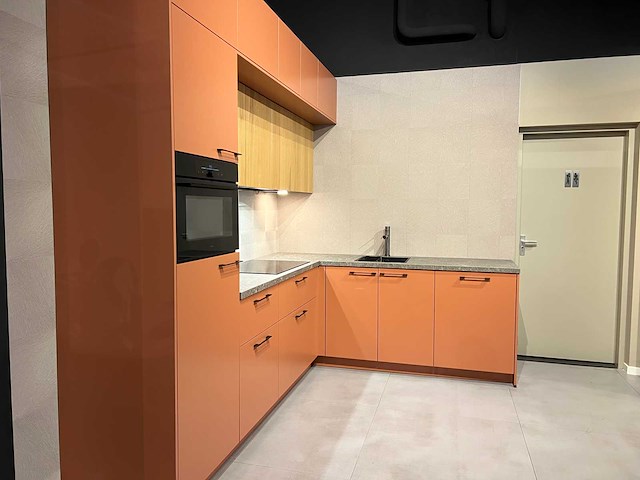 Schüller - showroomkeuken met pelgrim apparatuur - afbeelding 21 van  27