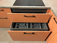 Schüller - showroomkeuken met pelgrim apparatuur - afbeelding 3 van  23