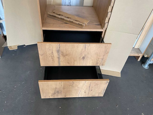 Schüller apparatenkast 60x60x237 cm - afbeelding 4 van  4
