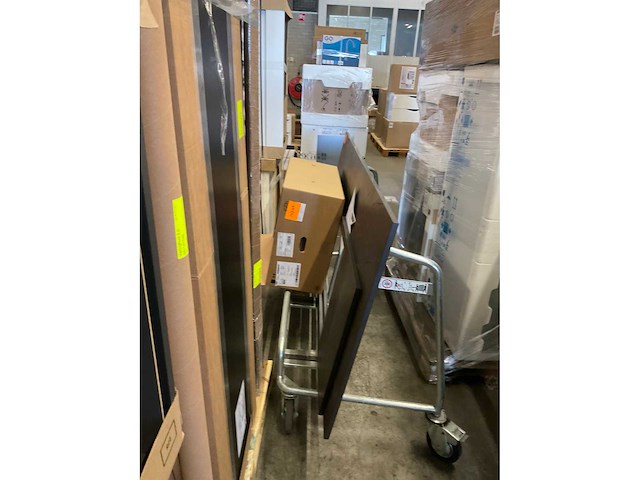 Schüller eilandkeuken met kastenwand - afbeelding 6 van  8