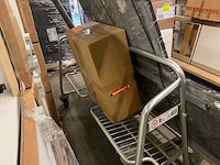 Schüller eilandkeuken met kastenwand - afbeelding 2 van  9