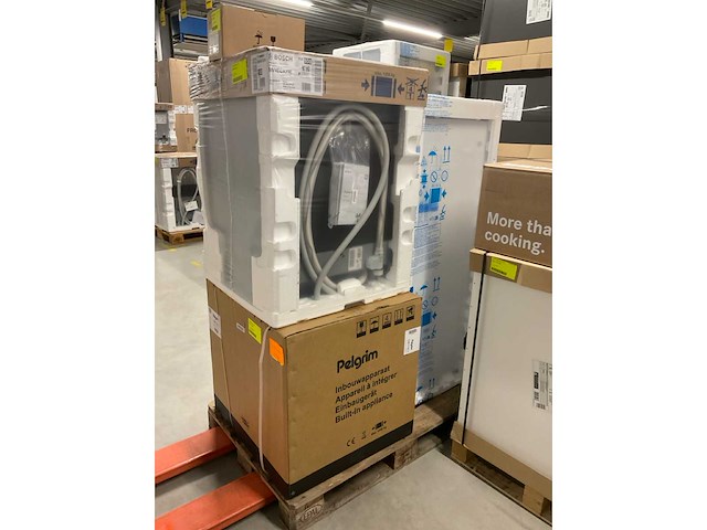 Schüller eilandkeuken met kastenwand - afbeelding 4 van  7