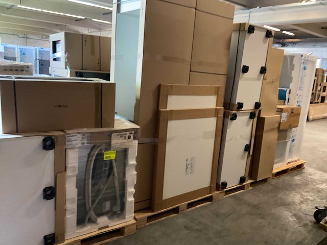 Schüller eilandkeuken met kastenwand - afbeelding 9 van  10