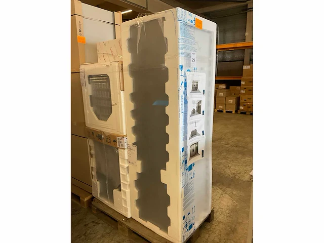 Schüller eilandkeuken met kastenwand - afbeelding 6 van  8