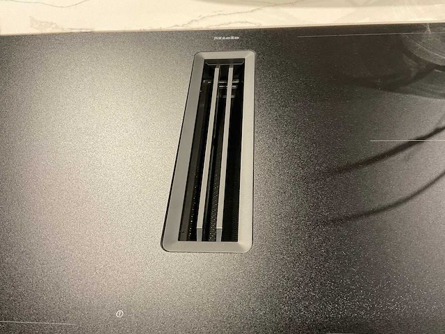 Schüller gala eiland showroomkeuken met kastenwand en coffeecorner - afbeelding 8 van  42