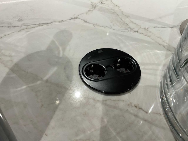 Schüller gala eiland showroomkeuken met kastenwand en coffeecorner - afbeelding 11 van  42