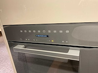 Schüller gala eiland showroomkeuken met kastenwand en coffeecorner - afbeelding 30 van  42