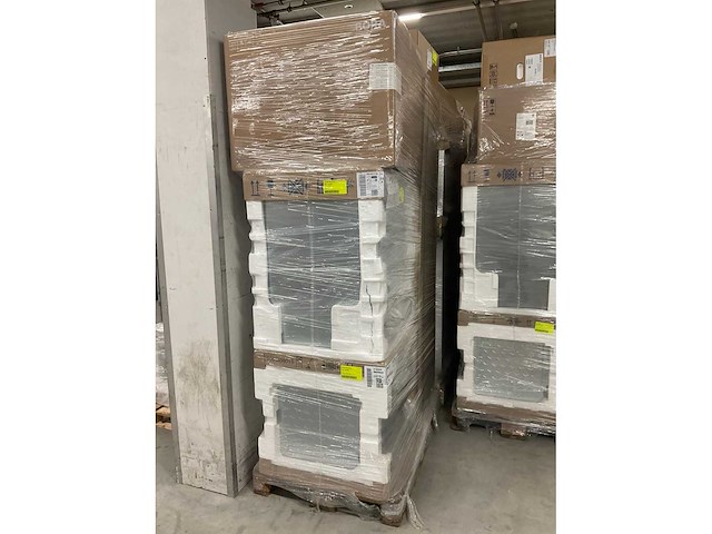 Schüller hoekopgestelde keuken en kastenwand - afbeelding 6 van  7