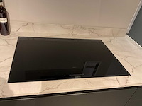 Schüller mahal rechtopgestelde showroomkeuken met kastenwand - afbeelding 5 van  27