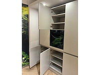 Schüller matera eiland schowroomkeuken met kastenwand - afbeelding 7 van  23