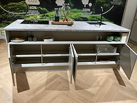 Schüller matera eiland schowroomkeuken met kastenwand - afbeelding 19 van  23