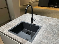 Schüller matera eiland schowroomkeuken met kastenwand - afbeelding 23 van  23