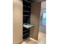 Schüller siena eiland showroomkeuken met kastenwand - afbeelding 17 van  41