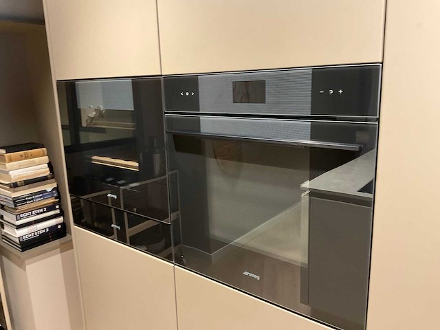 Schüller siena eiland showroomkeuken met kastenwand - afbeelding 22 van  41