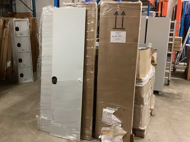 Schulte metalen kast deuren (3x) - afbeelding 1 van  3