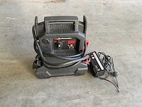 Schumacher 12v - 24v startbooster - afbeelding 1 van  5