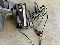 Schumacher 12v - 24v startbooster - afbeelding 5 van  5