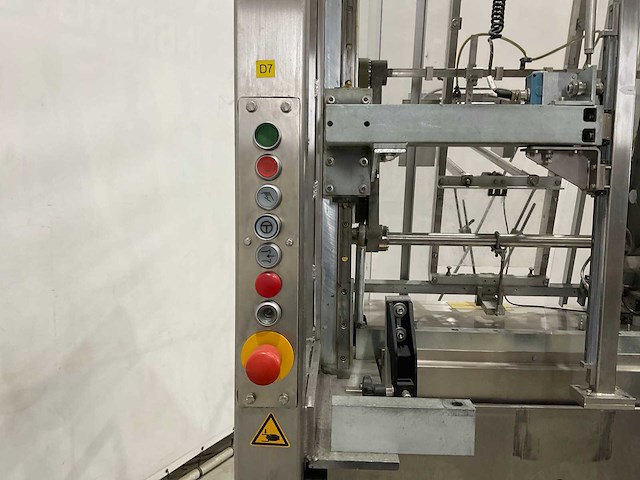 Schut systems - 2006 - sprinter f60 - dozen opzet machine - afbeelding 2 van  16