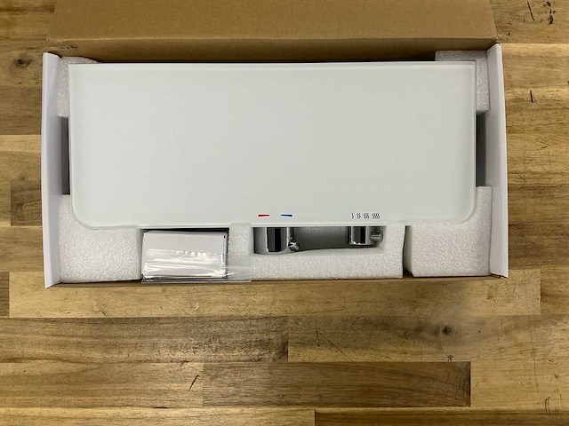 Schütte thermostaat-douchearmatuur met glazen planchet - wit - afbeelding 2 van  4