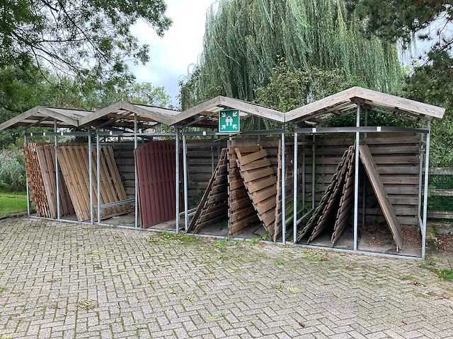 Schutting display - afbeelding 1 van  2