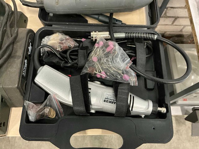 Schuurmachine (3x) - afbeelding 4 van  4