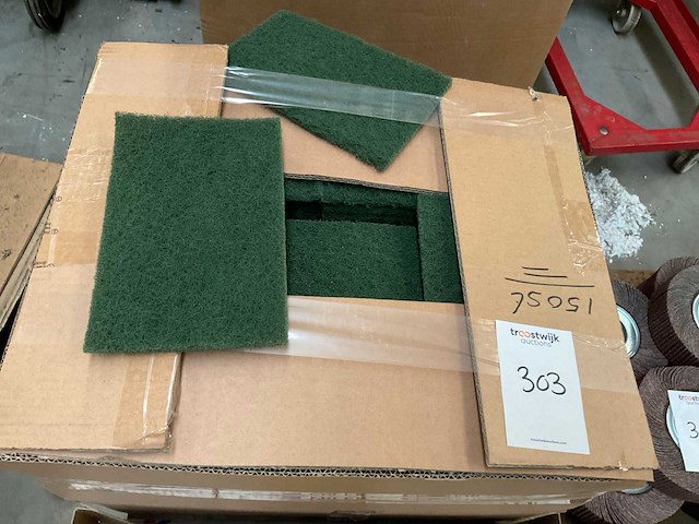 Schuurpads 150x230 mm - afbeelding 1 van  2