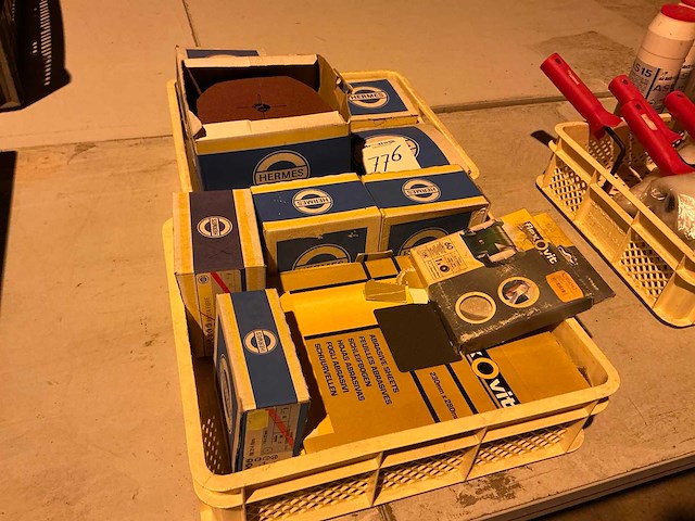 Schuurpapier - afbeelding 1 van  3