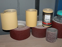 Schuurrollen en schuurpads. - afbeelding 2 van  3