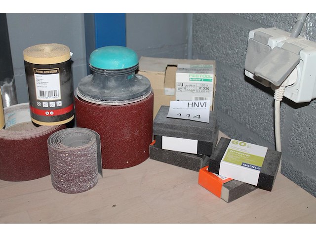 Schuurrollen en schuurpads. - afbeelding 3 van  3