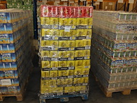 Schweppes tonic en agrumes. 81 trays met 4 sixpacks. totaal 1944 blikken. bod is inclusief 291,60 euro stat... - afbeelding 1 van  2
