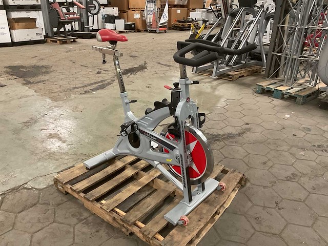 Schwinn evolution-sr spinningbike - afbeelding 3 van  6