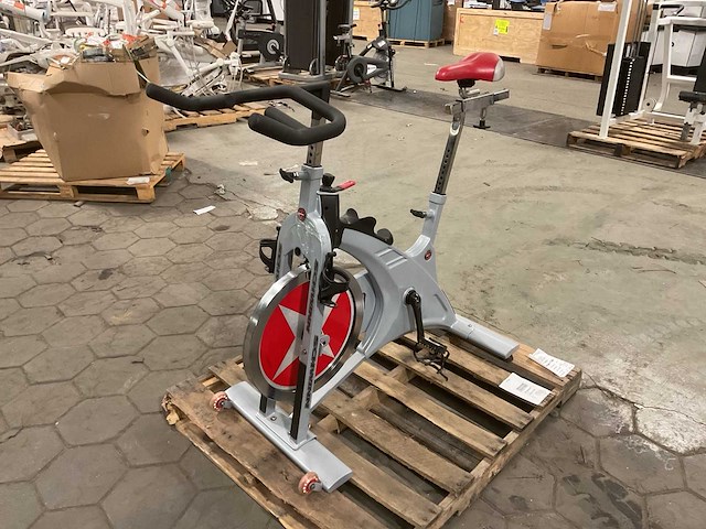Schwinn evolution-sr spinningbike - afbeelding 4 van  6